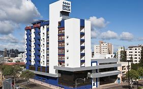 Hotel Lang Palace - Fica No Centro Da Cidade  4*